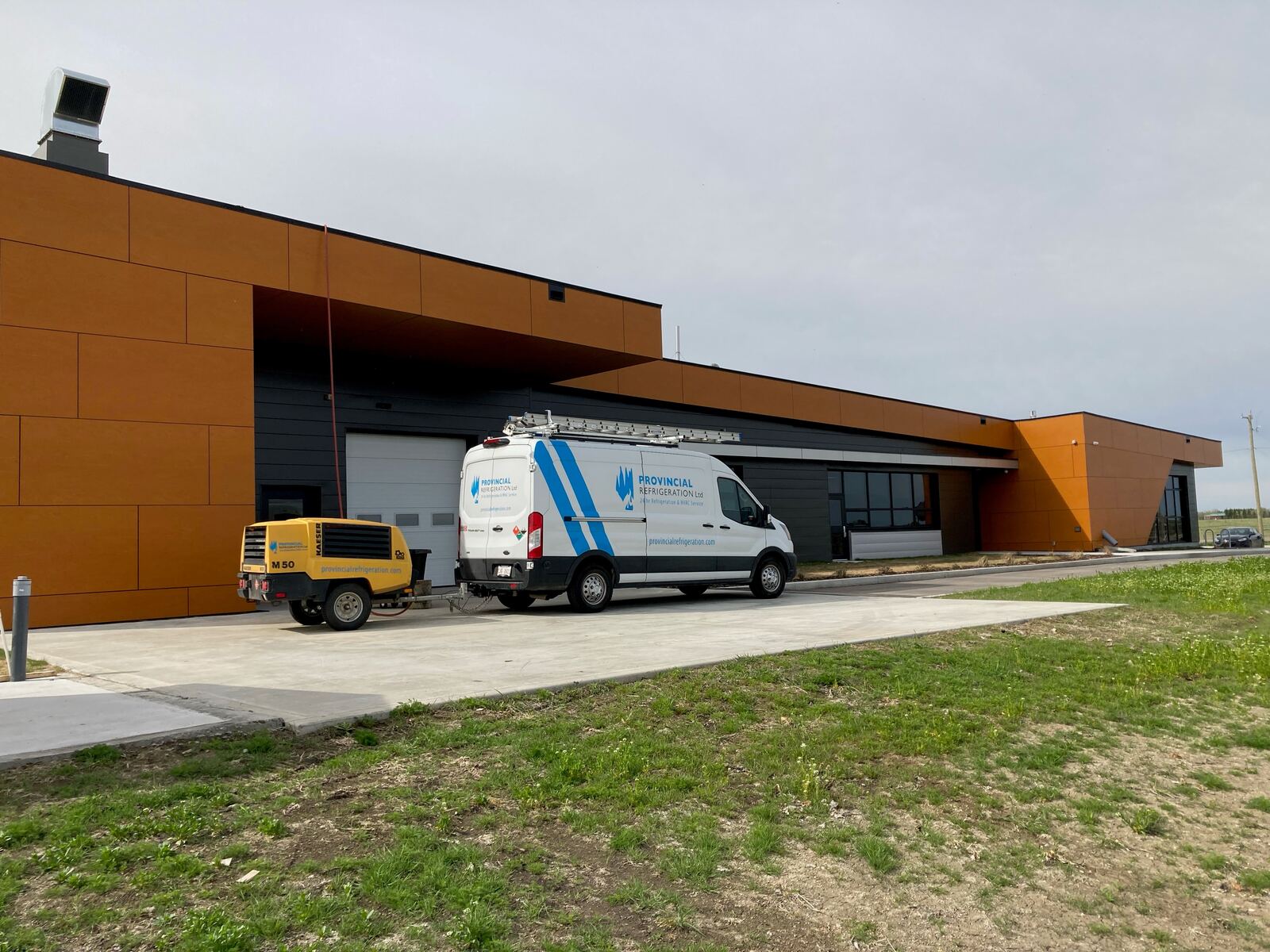 Mobile service van portable compressor