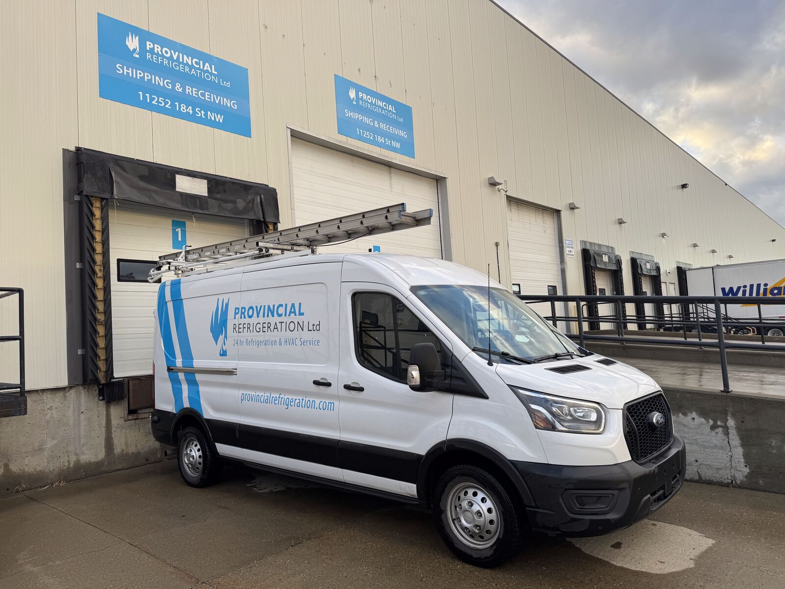 Service van shipping docks