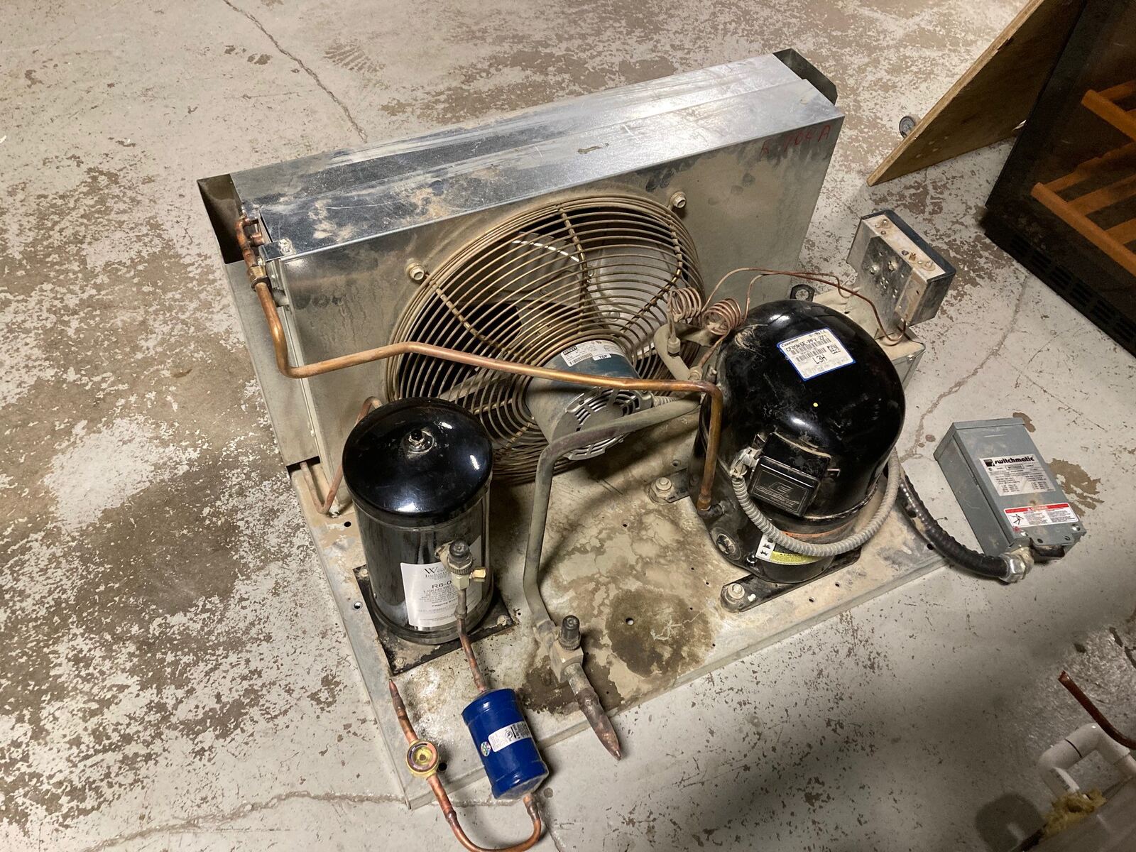 Used condensing unit